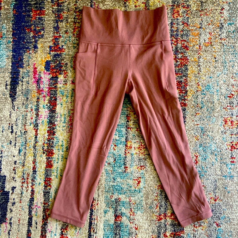 Athleta Capri Leggings. Size XS